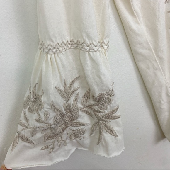 Johnny Was Ivory Cream Embroidered Floral Top S - Picture 3 of 5